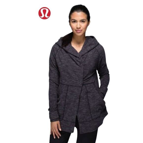 LULULEMON Find Your Centre Wrap Heathered Marled Black French Terry; Size 4 - Picture 2 of 13